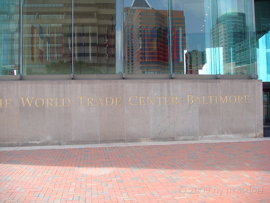 Baltimore [2009 July 02] 104.JPG - Scenes from Baltimore's Inner Harbor.